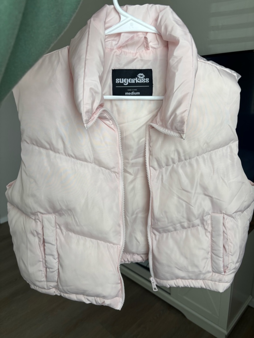 Baby Pink Puffer Vest - Picture 2 of 3